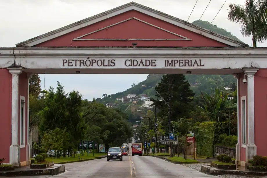 Bairros de Petrópolis: conheça as 8 melhores regiões para morar em contexto de Mercado Imobiliário