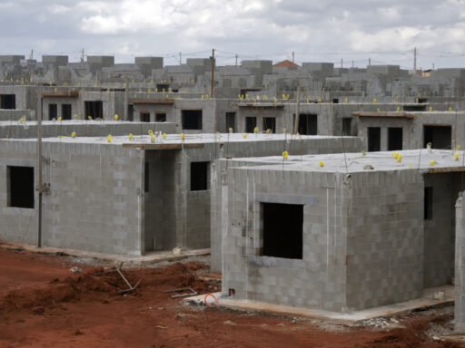 Construtoras mantêm desempenho operacional positivo no primeiro trimestre em contexto de Mercado Imobiliário