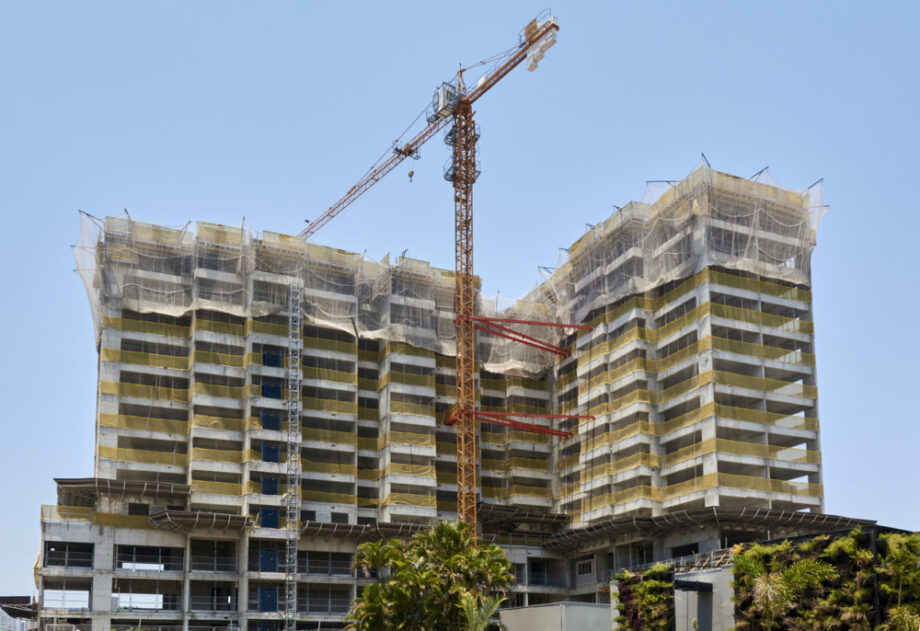 Cyrela ajusta estratégia e amplia foco no Minha Casa Minha Vida em contexto de Mercado Imobiliário