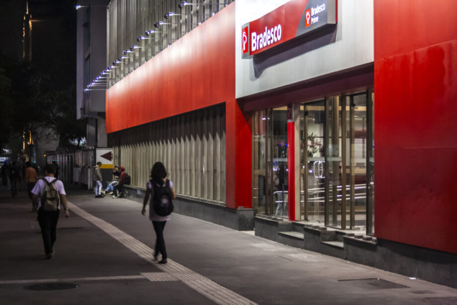 Bradesco amplia crédito para incorporadoras e mantém otimismo com setor em contexto de Mercado Imobiliário