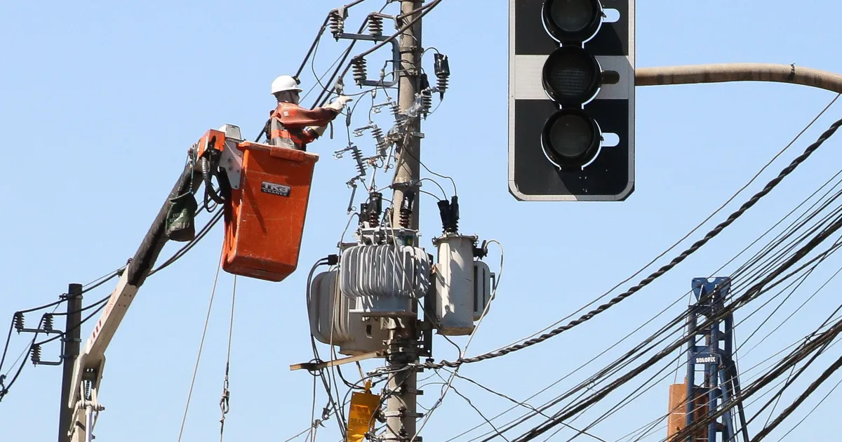 Conta de luz da Enel SP terá reajuste médio de 10,18% em julho em contexto de Mercado Imobiliário
