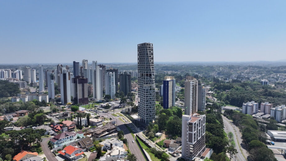 Curitiba lidera lançamentos de estúdios com 70% do mercado local em contexto de Mercado Imobiliário